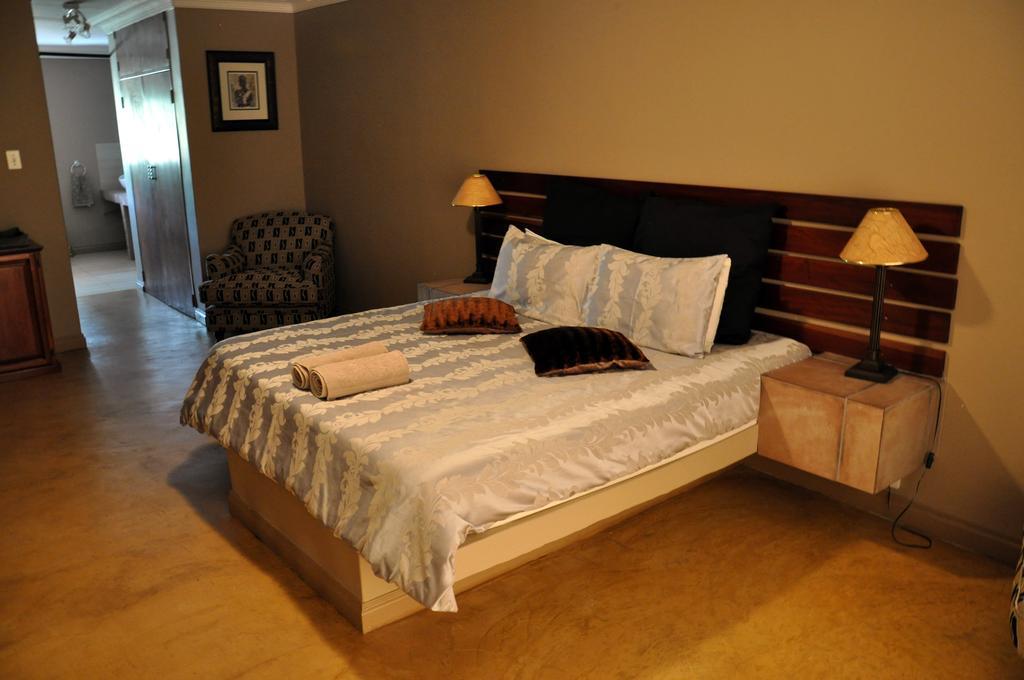 Ukutula Lion Lodge Beestekraal  Room photo