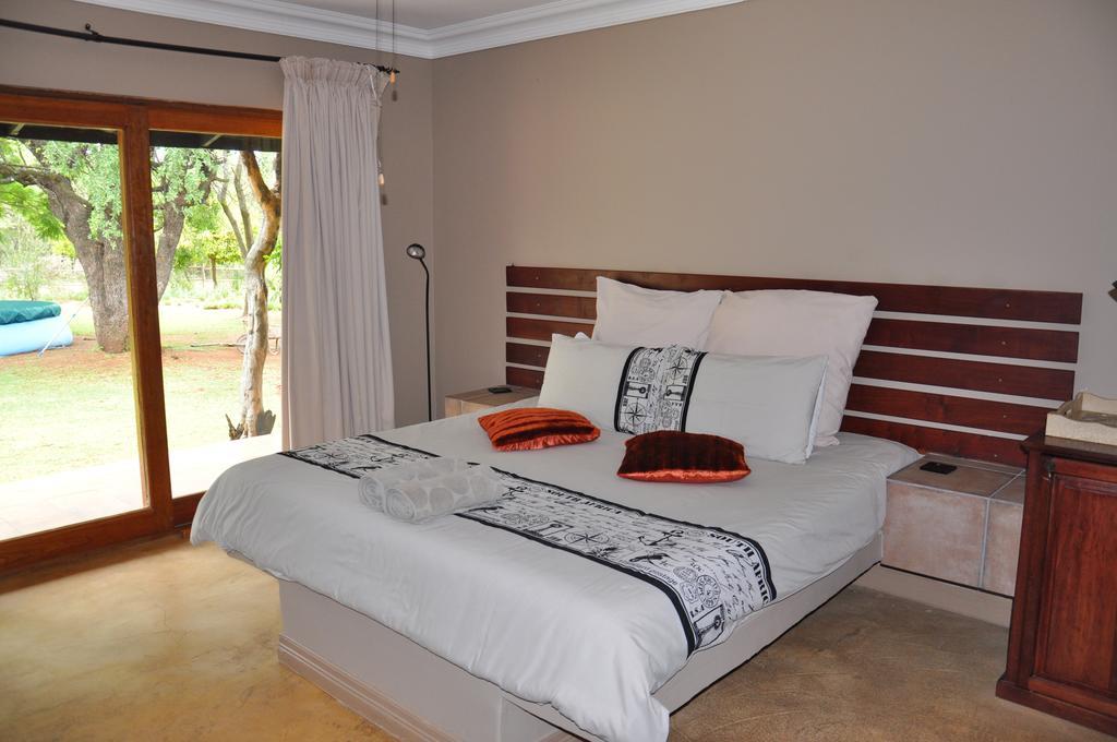 Ukutula Lion Lodge Beestekraal  Room photo